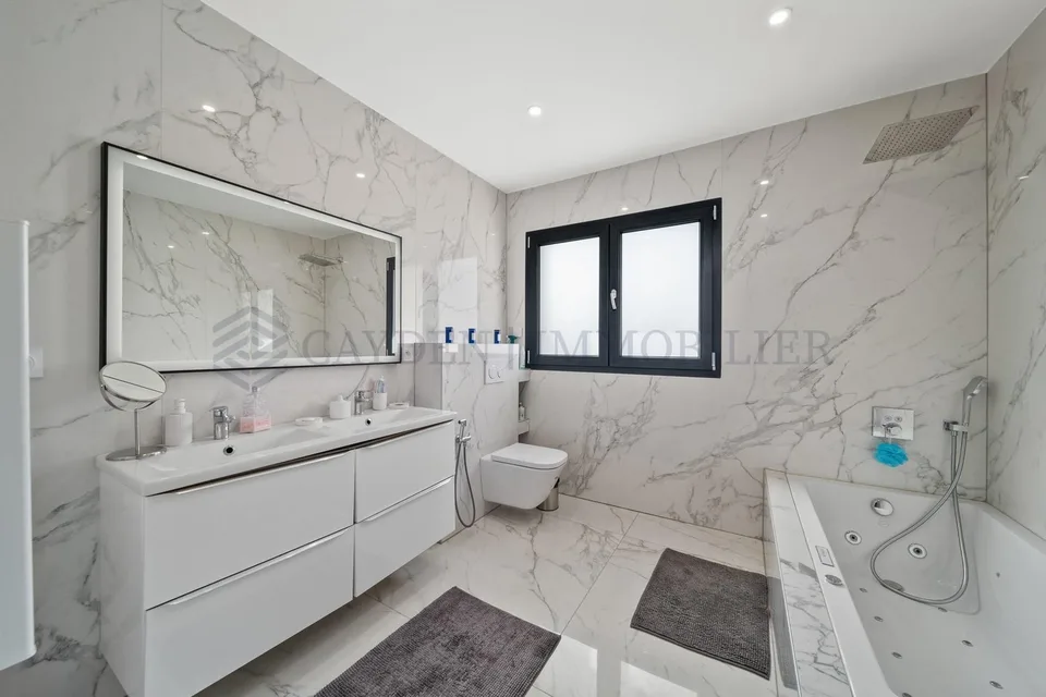 Frankreich Nachbarschaft, neue individuelle Villa mit Pool – Foto 12 von 12