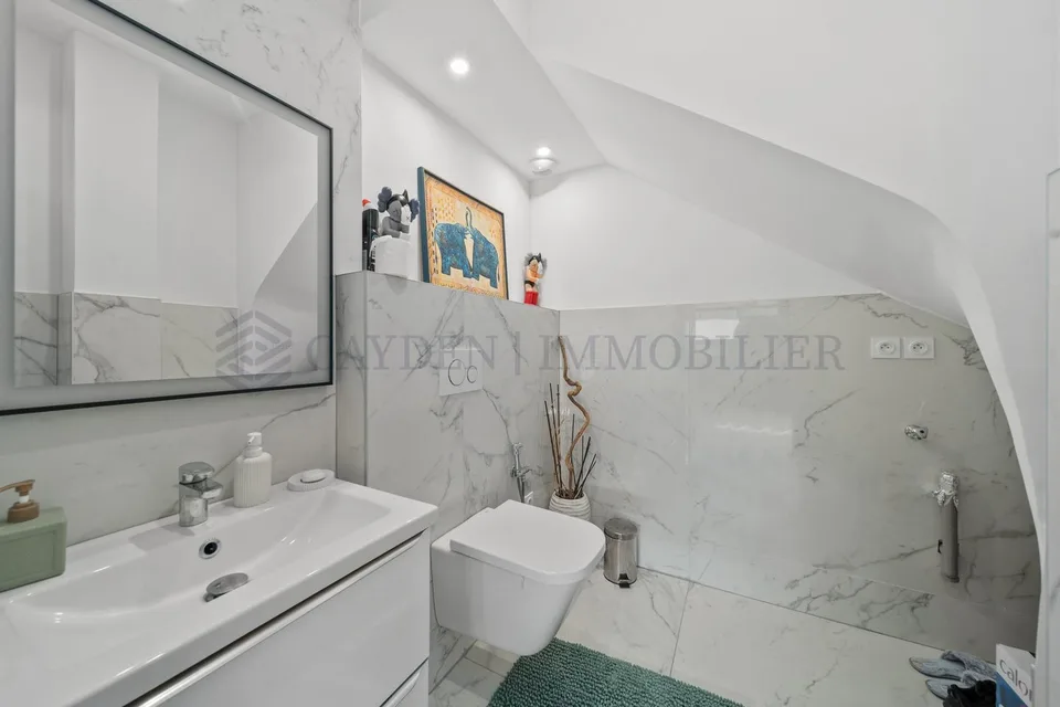 Frankreich Nachbarschaft, neue individuelle Villa mit Pool – Foto 11 von 12