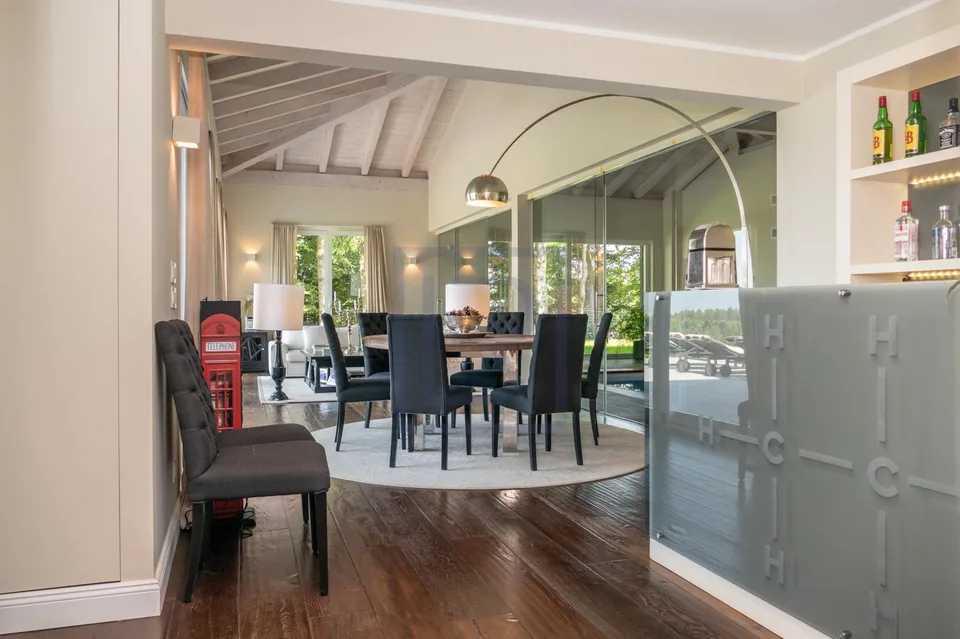Elegante villa contemporanea