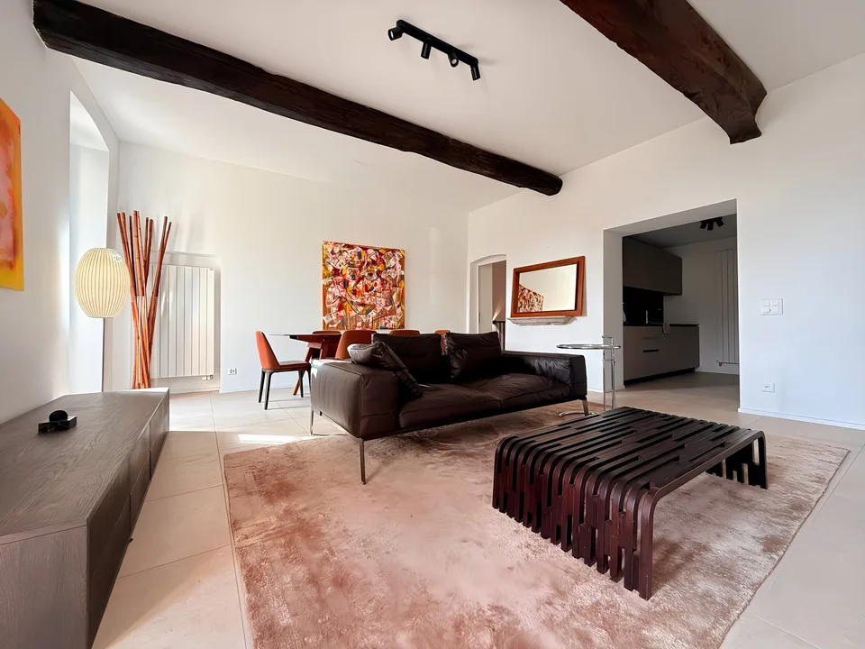 Elegante Villa di 6.5 locali con Vista Panoramica a Lugano – Disponibile Subito – Foto 24 von 27
