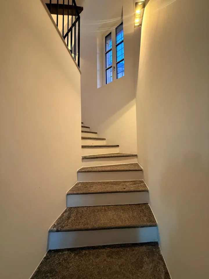 Elegante Villa di 6.5 locali con Vista Panoramica a Lugano – Disponibile Subito – Foto 21 von 27