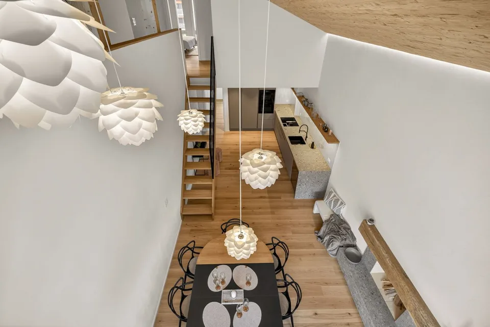 Die exklusive Traumwohnung an bester Lage mit Ski-in und Ski-out   in Laax Murschetg