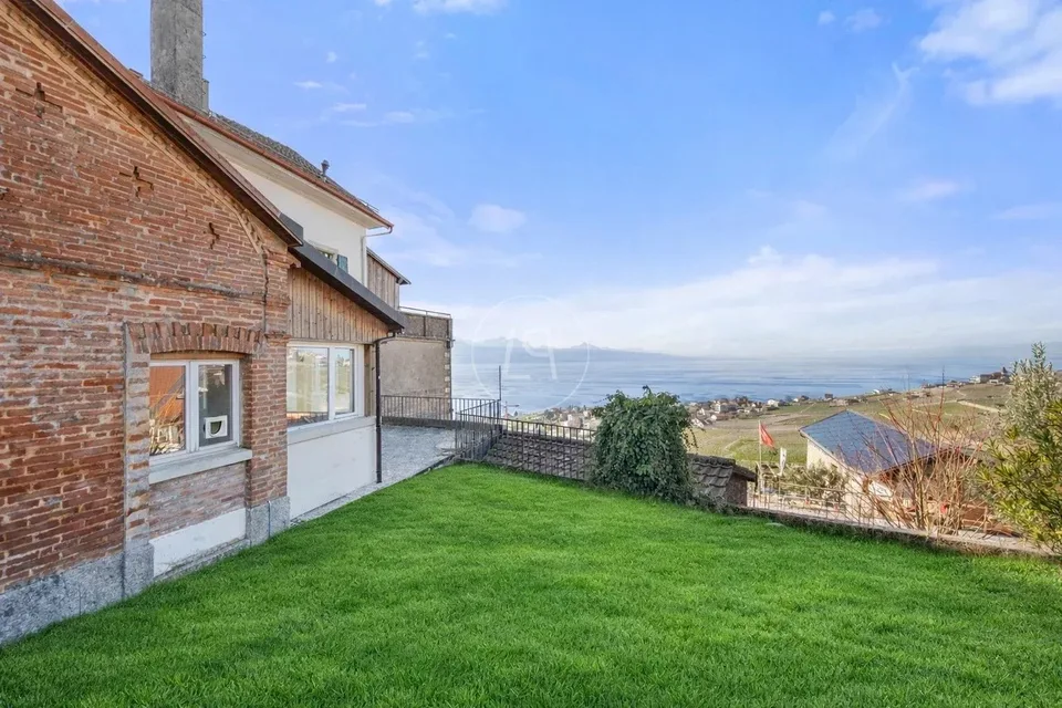 Außergewöhnliches Gebäude mit 3 Wohnungen und Panoramablick, Lavaux – Foto 10 von 13