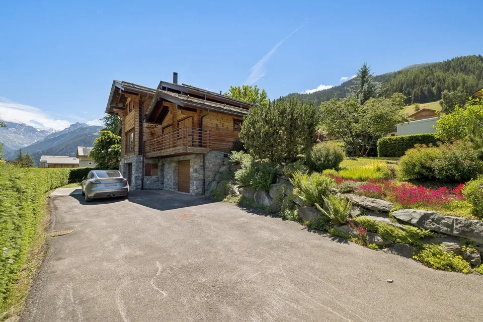 Charmantes Wohnstätte mit 7,5 Zimmern, ideal gelegen vor den Toren von Verbi – Foto 6 von 13