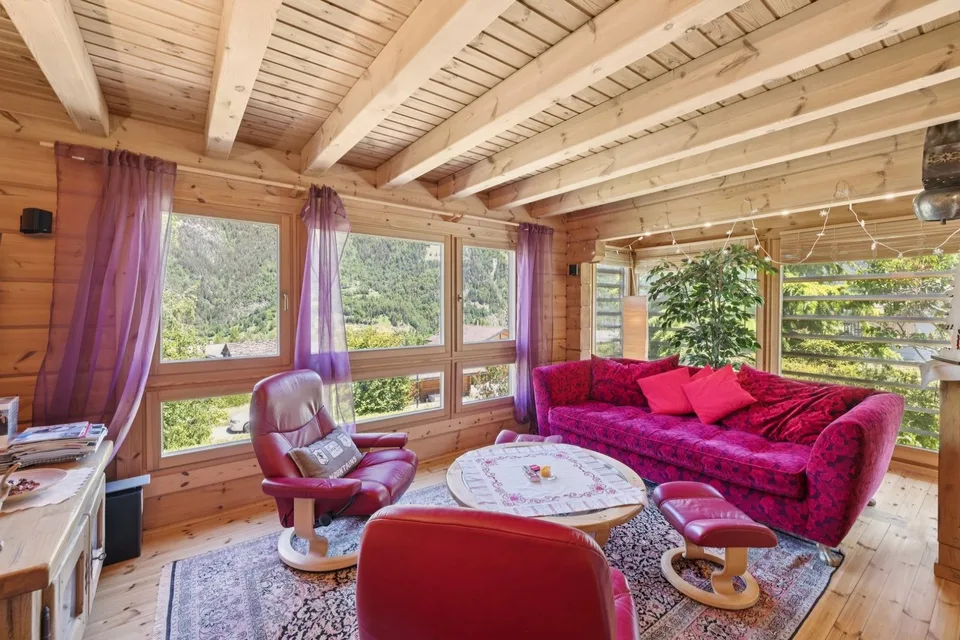 Einzelchalet mit 7,5 Zimmern und 250 m2