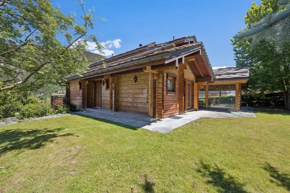 Einzelchalet mit 7,5 Zimmern und 250 m2