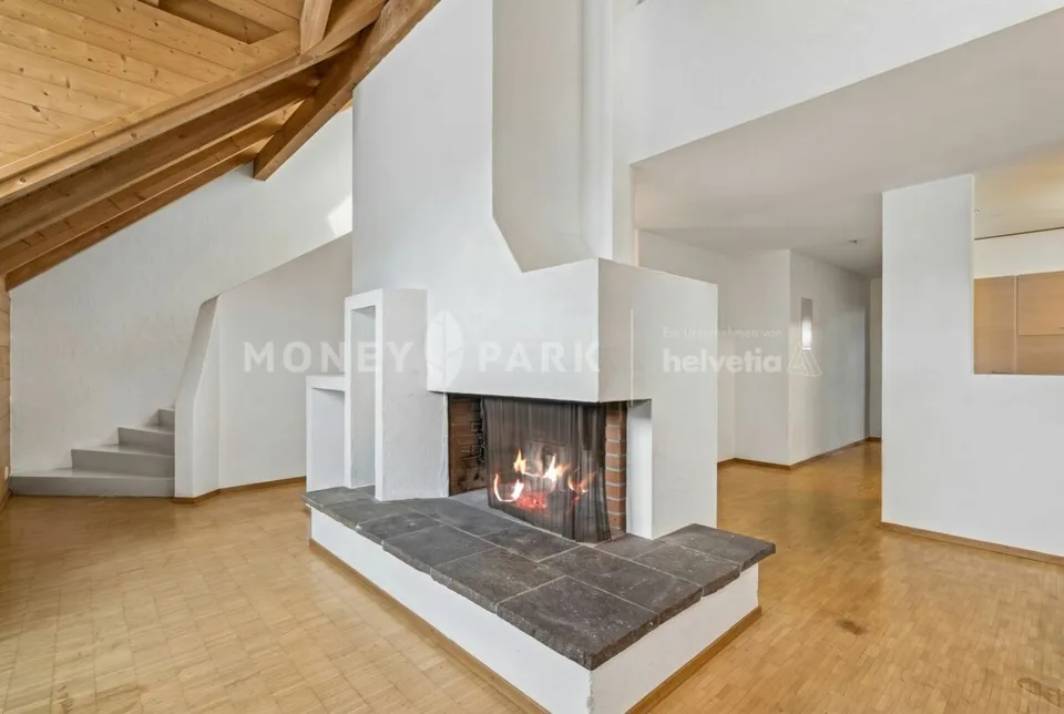 4.5-Zimmer-Maisonette-Wohnung mit Cheminée