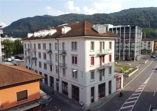 Chiasso: Palazzo a reddito 19 locali