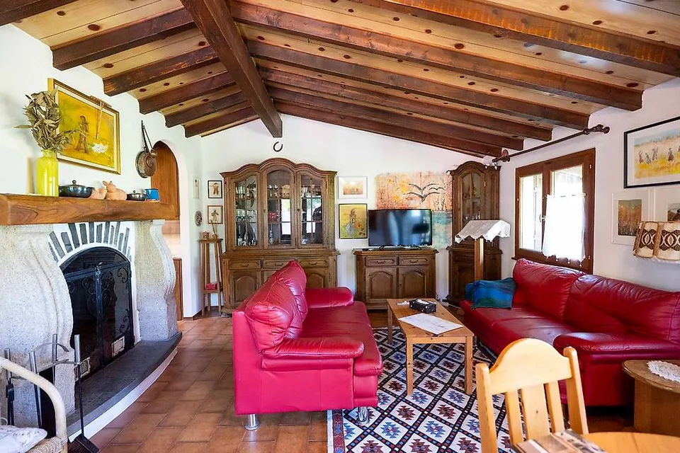 Schönes Haus in Mugena, im Malcantone, mit rustikalem Anbau