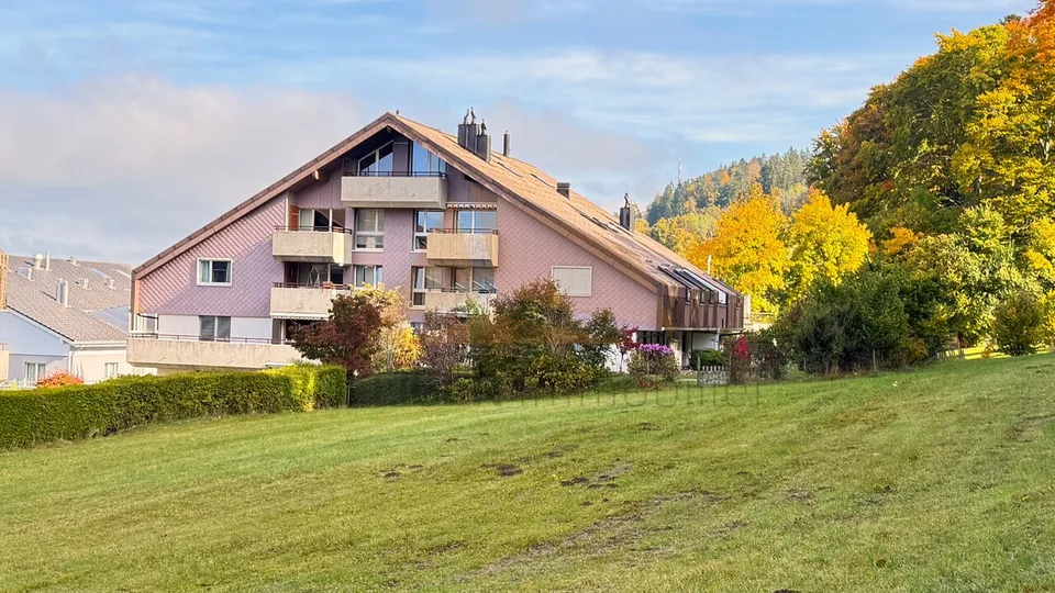 In Vendita Appartamento di 4,5 Locali di 138 m2 con Garage Doppio