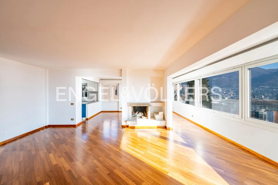 Elegantes Appartement mit Seeblick und privatem Garten
