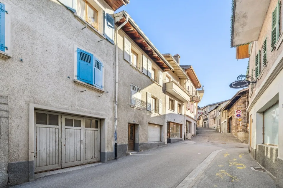 Charmante maison de village à rénover. Un projet authentique !