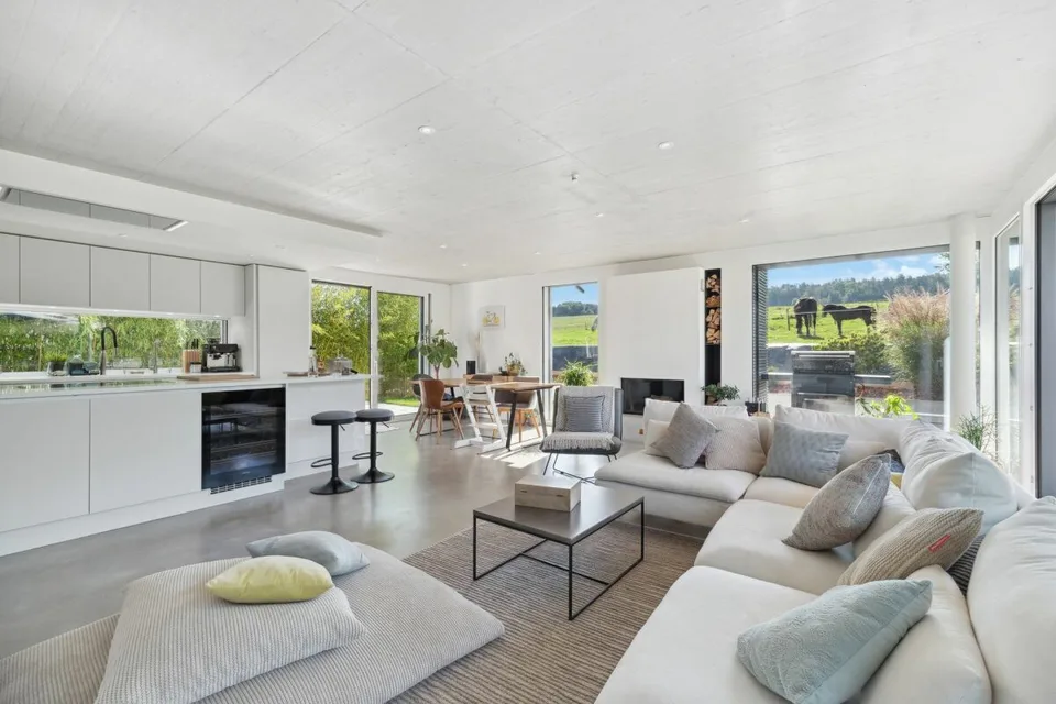 Villa exclusive à Formangueires : le luxe au coeur de la nature