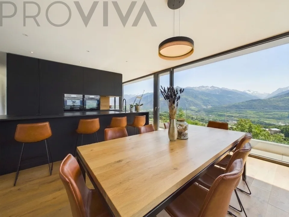 Preiskracher: Moderne Traumvilla mit Pool zum Spitzenpreis