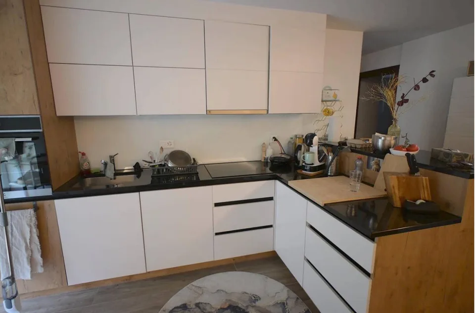 3-room apartment & parking space