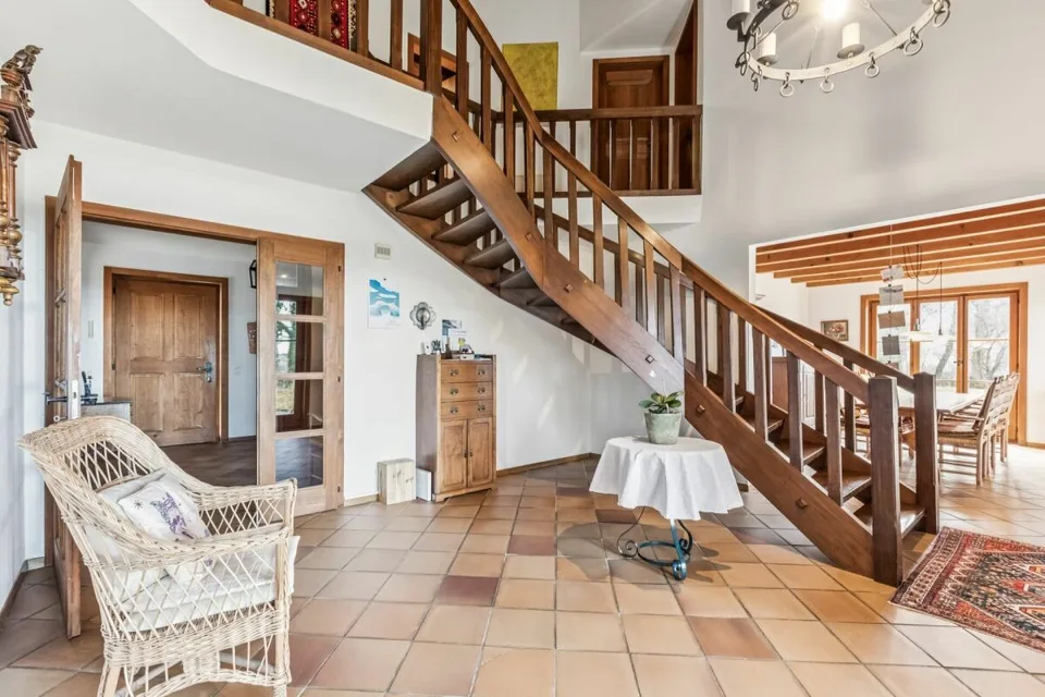 Esclusiva Casa di Campagna nel Distretto di Sense