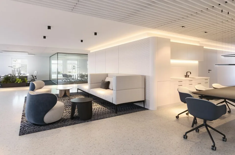 Erstbezug nach Gesamtumbau - ca. 308 m² flexibel gestaltbare Büroräumlichkeiten