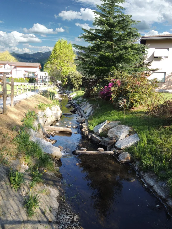 Mietwohnung 3,5 Zimmer Vollständig Eingerichtet mit Garten in Ponte Capriasca