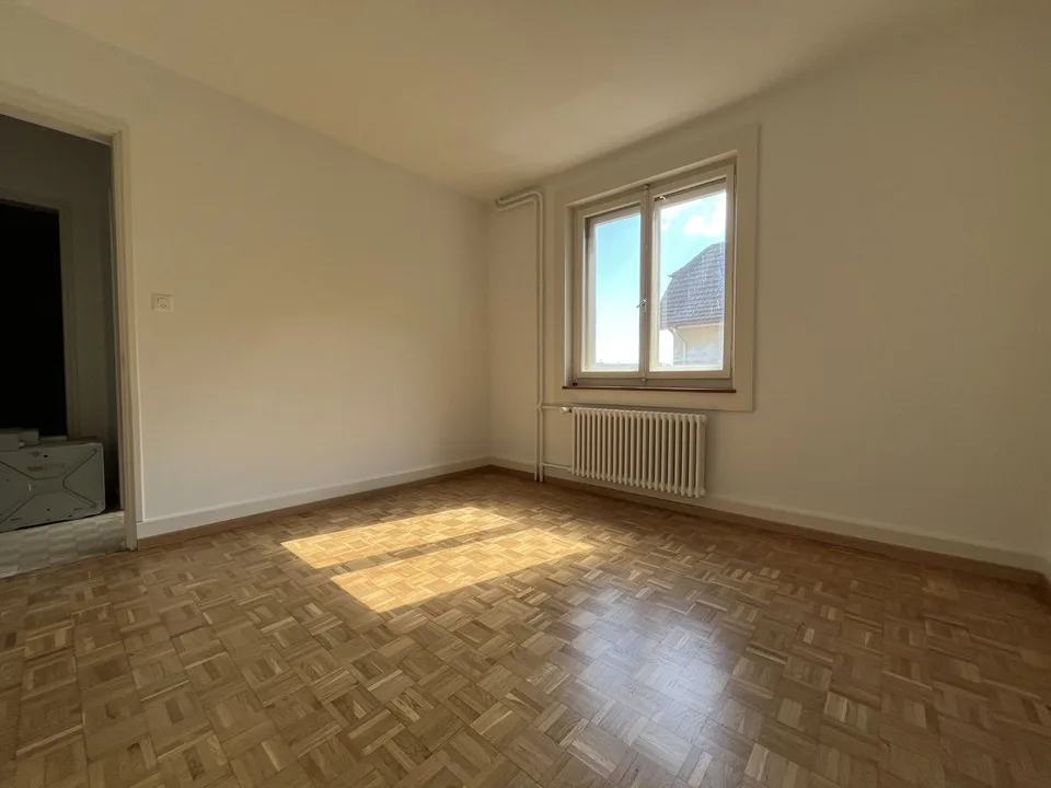 COMPLETAMENTE RINNOVATO, CON VISTA SUL LAGO