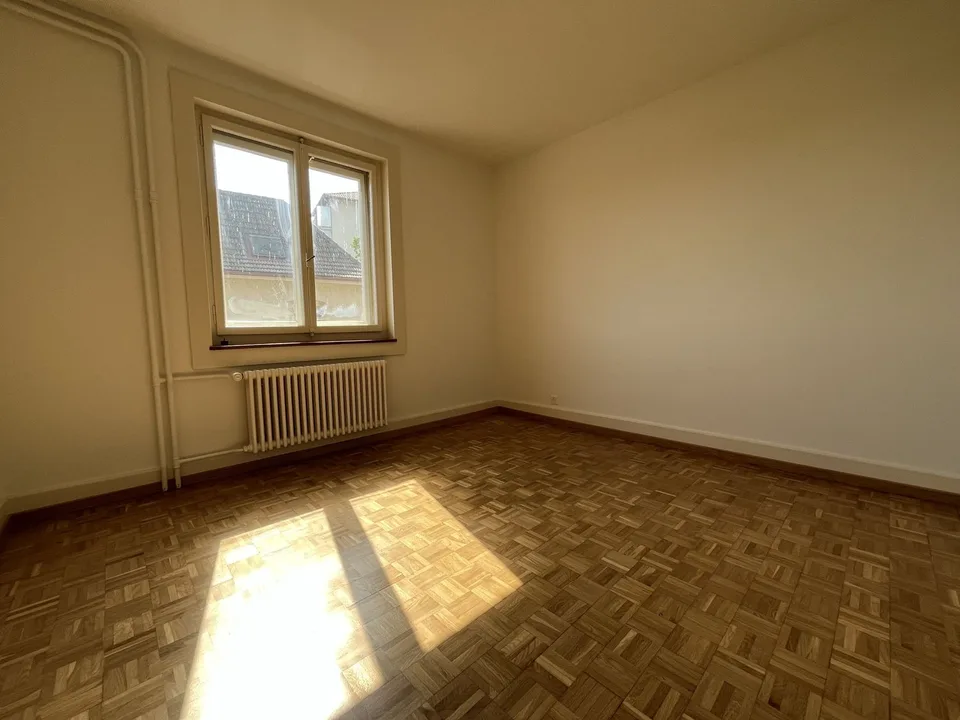 COMPLETAMENTE RINNOVATO, CON VISTA SUL LAGO