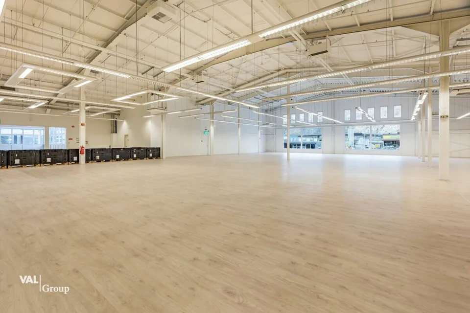 Grosszügige Gewerbehalle in Eyholz - vielseitig nutzbar und ideal erschlossen
