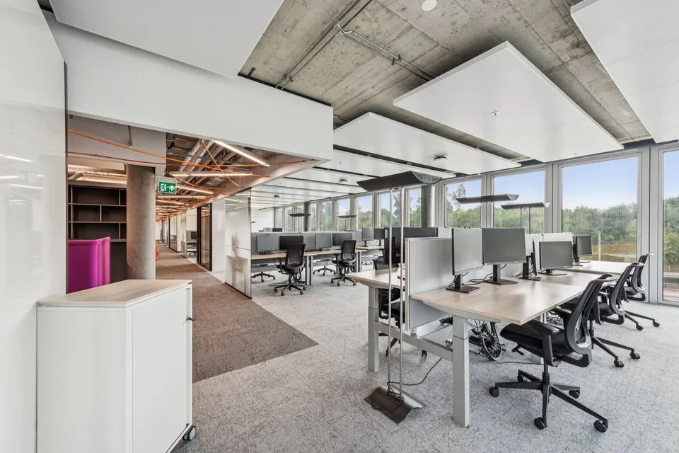 Plug & Perform - Top ausgebaute Büroflächen im Greencity, Zürich