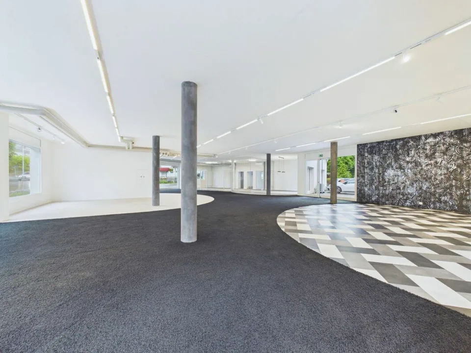 Moderne und vielseitige Gewerbefläche an Top-Lage im Herzen von Brüttisellen