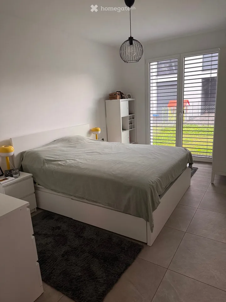 Rent 2.5 with garden Pollegio