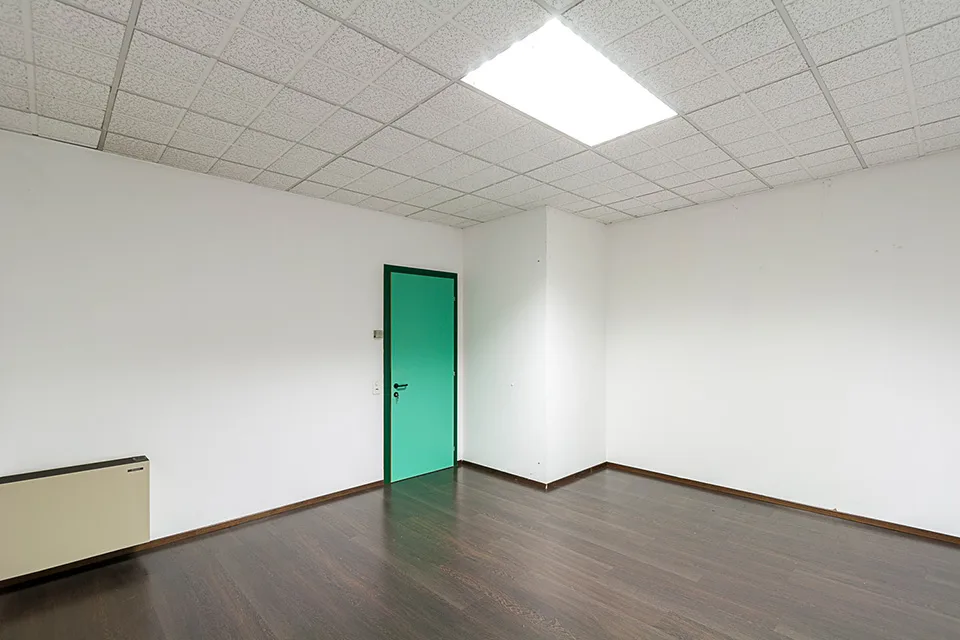 LUGANO NORD/BIOGGIO - GEMÜTLICHES BÜRO IN STRATEGISCHER LAGE ZU VERMIETEN