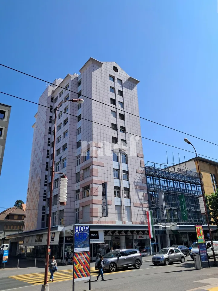 Studio 8e étage (immeuble avec ascenseur) – Foto 10 von 10