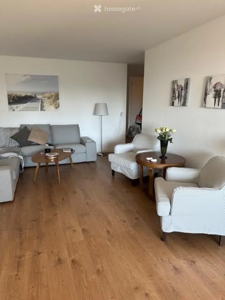 Lutry: meublé avec balcon, garage, toutes charges comprises