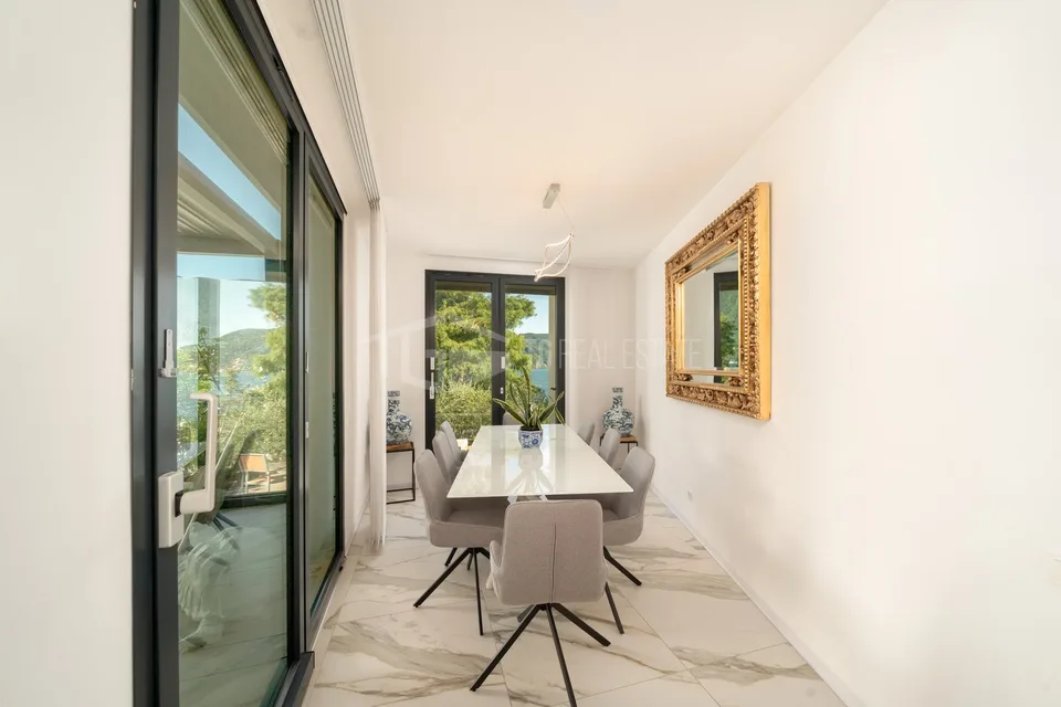 Exklusives, möbliertes Apartment in erster Reihe am See