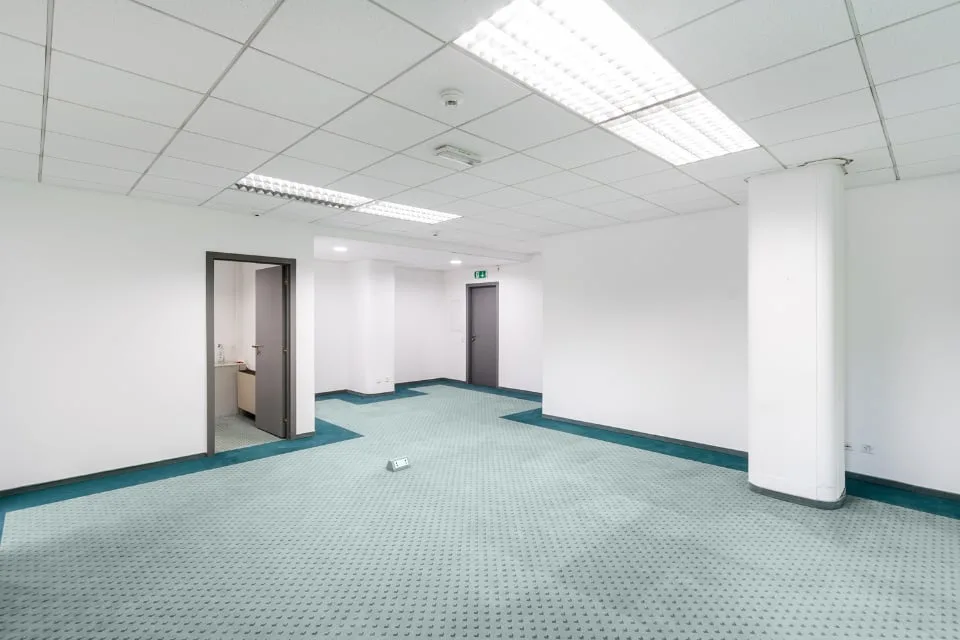 LUGANO NORD - Large office for rent in strategic location (rif. 79) – photo 8 of 24
