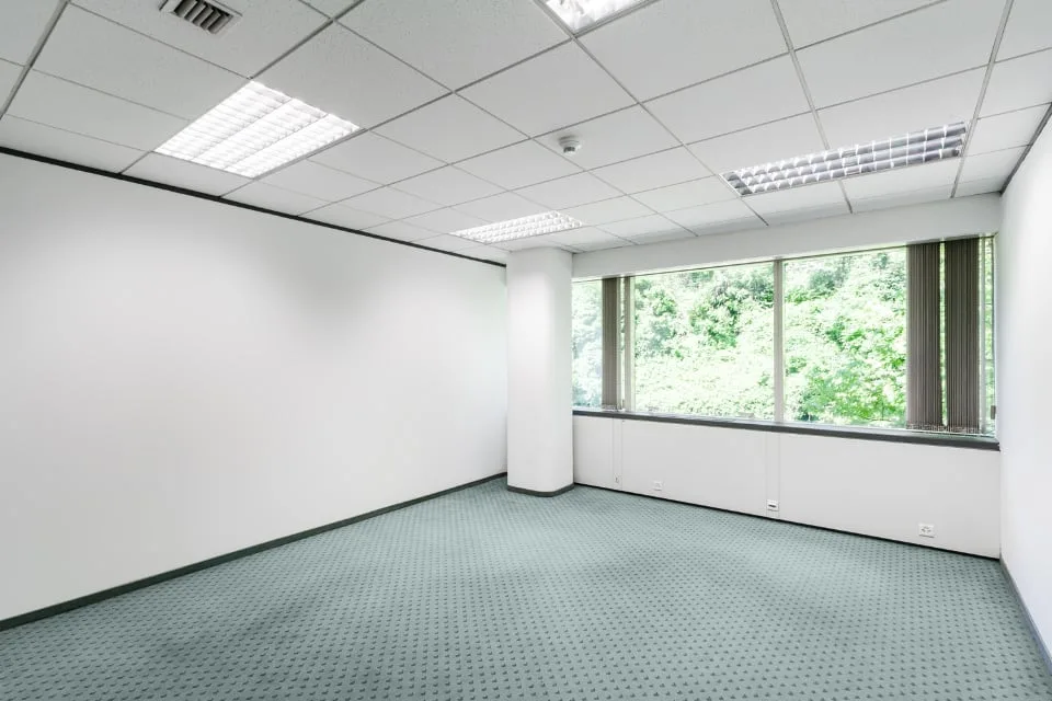 LUGANO NORD - Large office for rent in strategic location (rif. 79) – photo 6 of 24