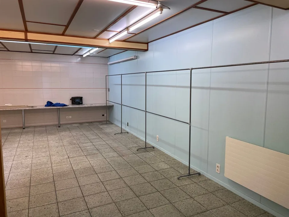 Vielseitig nutzbare Gewerberäumlichkeit im Mittelpunkt von Altdorf – Foto 6 von 9