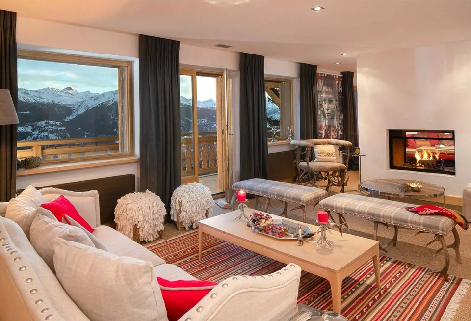 LOC 120 - CHALET LE ROC