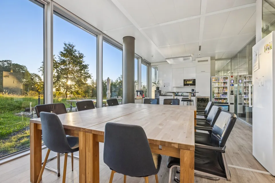 Büros zur Miete in Morges – Fläche von 490 m2 – Foto 8 von 13