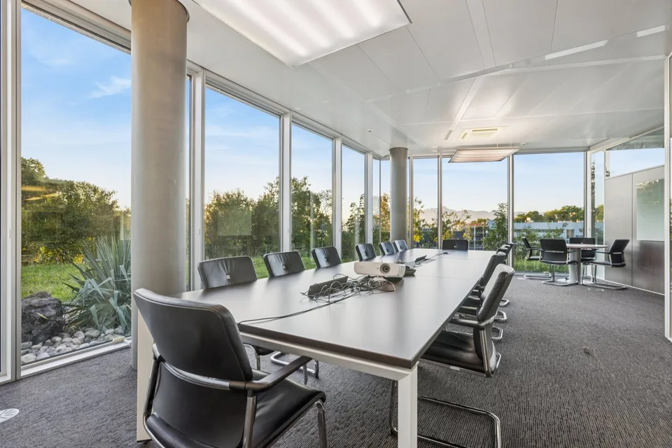 Büros zur Miete in Morges – Fläche von 490 m2