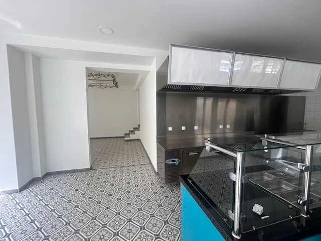 Lokal gewerblich sofort nutzbar – Foto 10 von 12