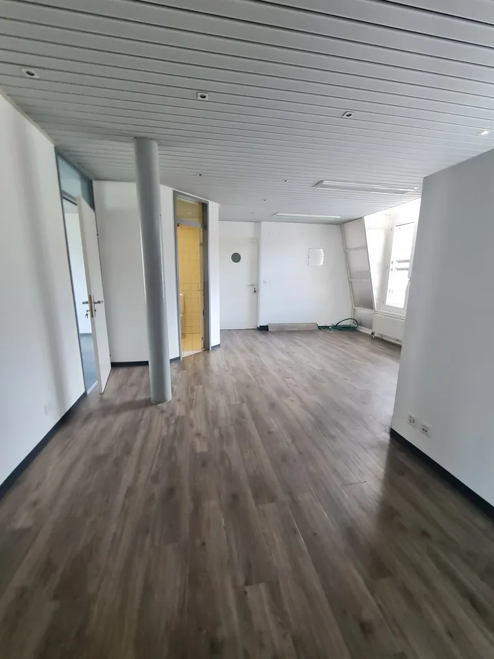 Büro / Gewerberaum von 75 m2