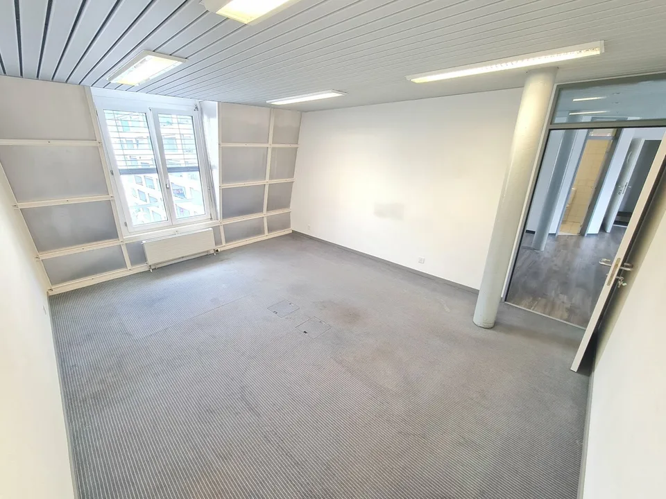 Uffici di 75 m2 – foto 11 di 12