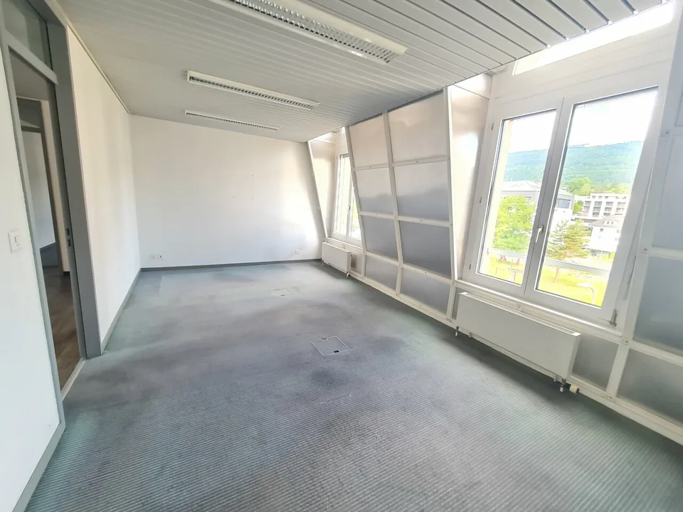 Uffici di 75 m2 – foto 8 di 12