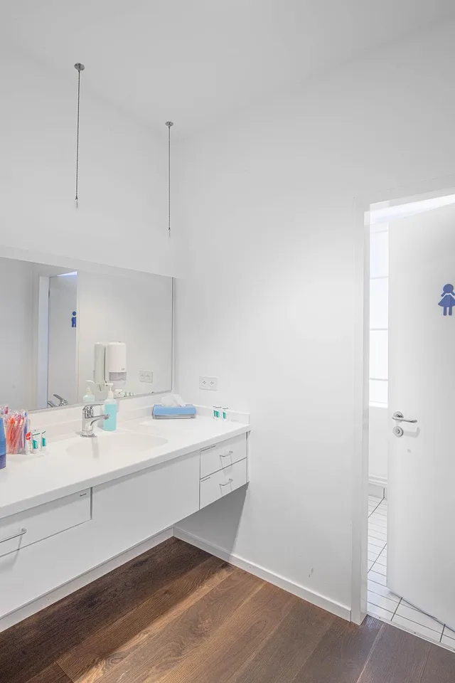 Espace commercial adapté à une pratique en centre-ville – photo 10 sur 13
