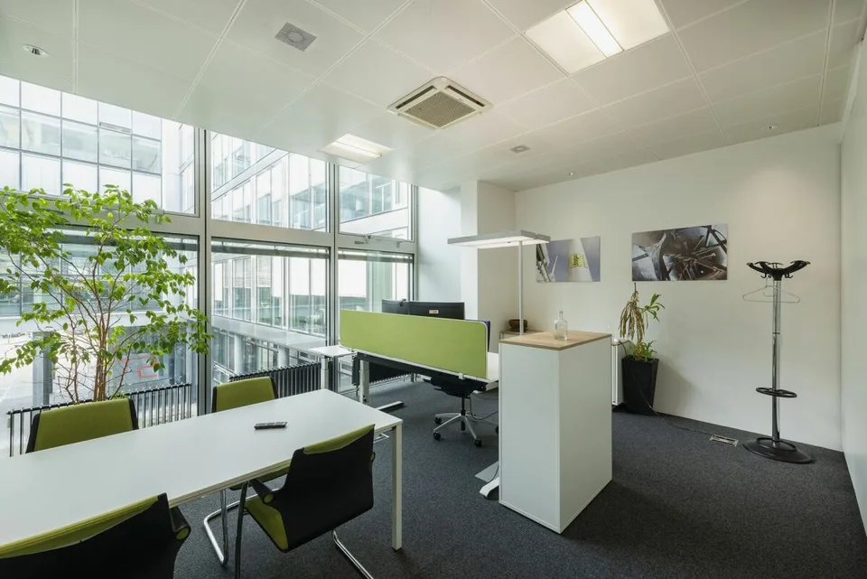 com.West - Ausgebaute Bürofläche im urbanen Kreis 5