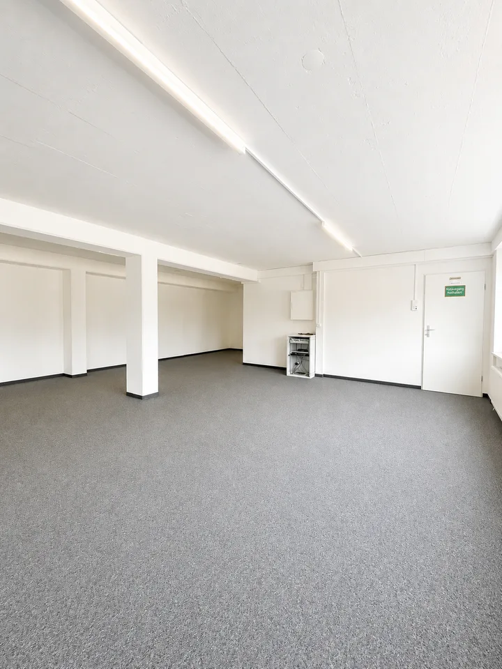 Gewerbefläche zur Miete an der Brandbachstrasse 10 in Dietlikon