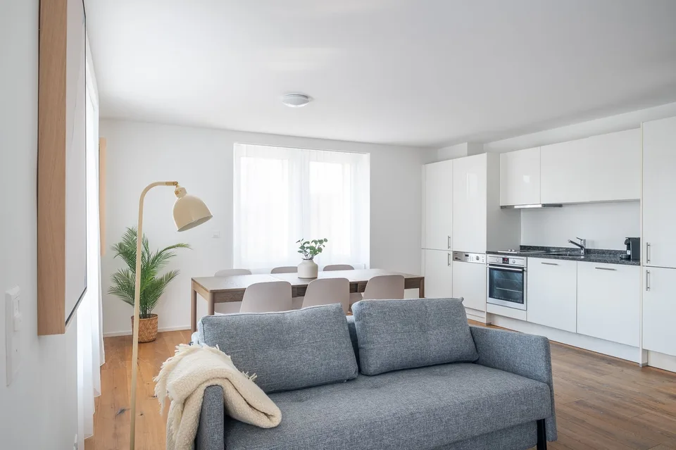 NEU! - Möbilierte 2.5 Zimmerwohnung in Zürich