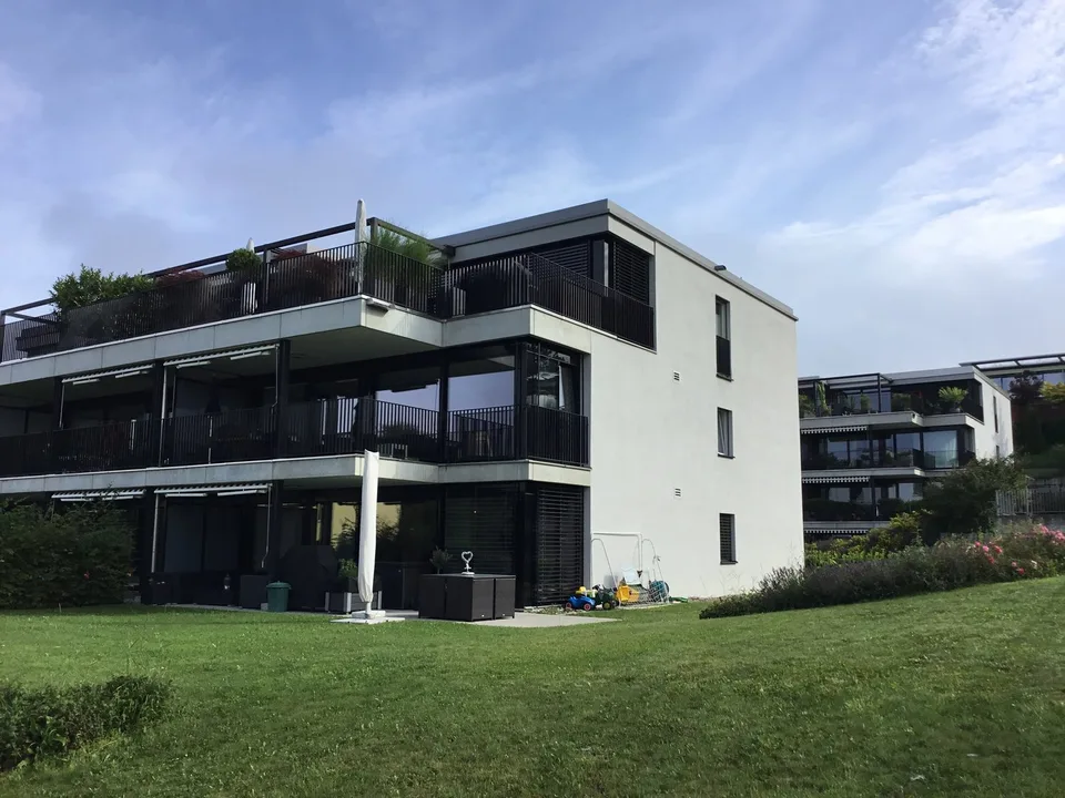 Einstellplätze an der Bützenstrasse 20/23 in 8185 Winkel
