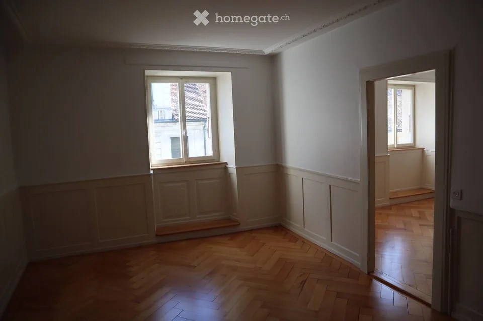 Appartamento luminoso di 4 locali (85 m2)