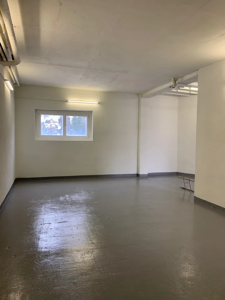 Ground floor deposit