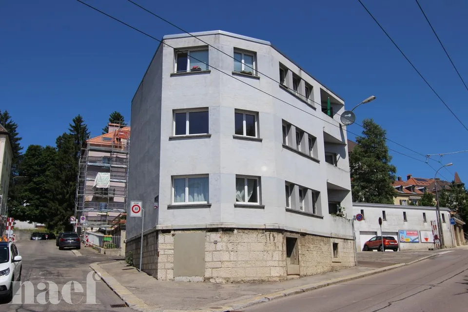 Appartement de 2 pièces entièrement rénové avec balcon au rez – Foto 15 von 15